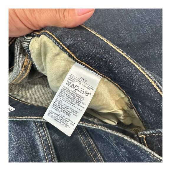 Old Navy Athletic Taper Jeans Men's 32X30 Blue Denim Build In Flex -Distressed - Picture 3 of 12